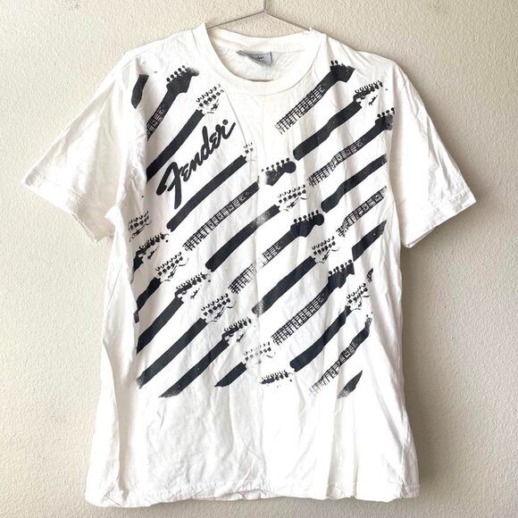 Fender Guitars Vintage y2k White Graphic Tee Shirt Men's Large - Picture 1 of 4